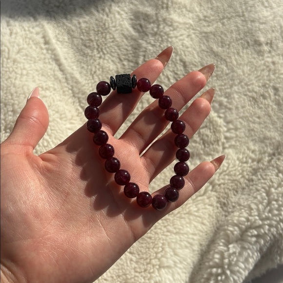 Ruby Garnet Beaded Bracelet – Protective Energy | Artisan Crafted | Size 7.5 - Picture 6 of 6